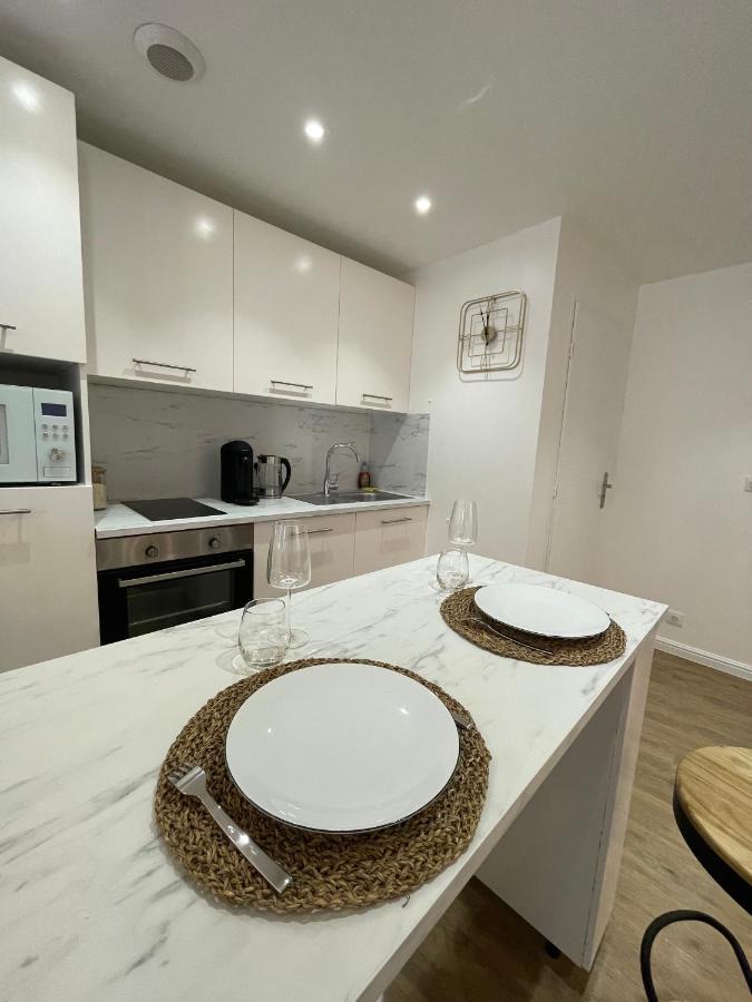 Appartement Dampierre En Yvelines Eksteriør billede
